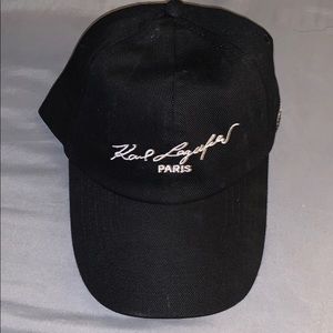 Karl Lagerfeld cap 🧢